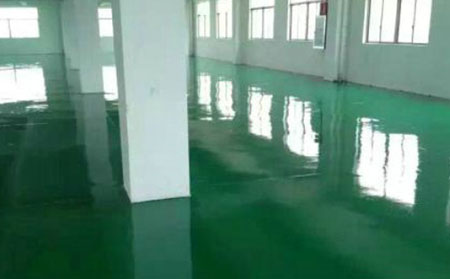 環(huán)氧樹脂自流平地面的做法與施工注意事項(xiàng)是什么？
